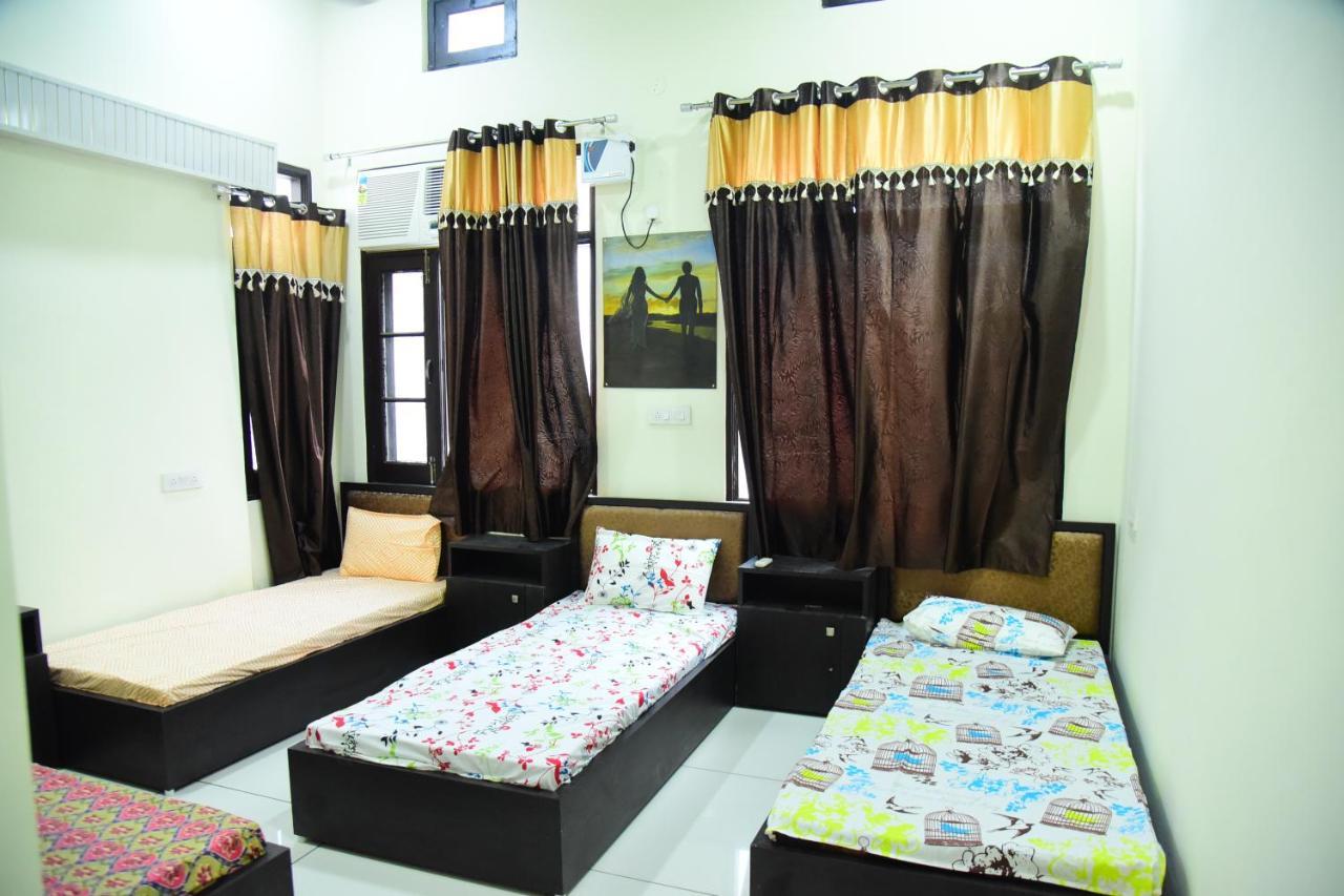 Nutz Backpackers Hostel Αμριτσάρ Εξωτερικό φωτογραφία